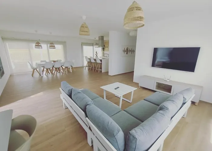 Vista Volcan With Heated Pool Lajares