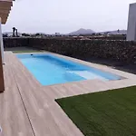 Vista Volcan With Heated Pool Βίλα