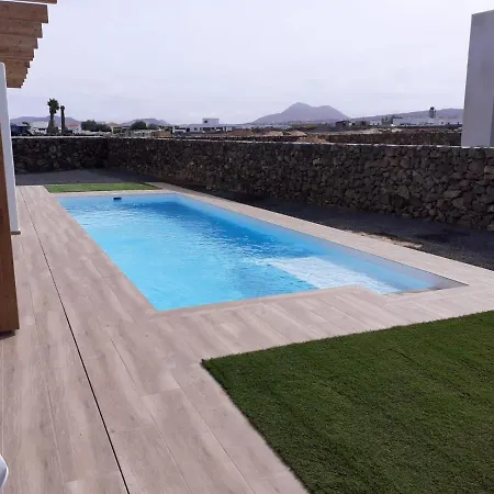 Vista Volcan With Heated Pool 빌라